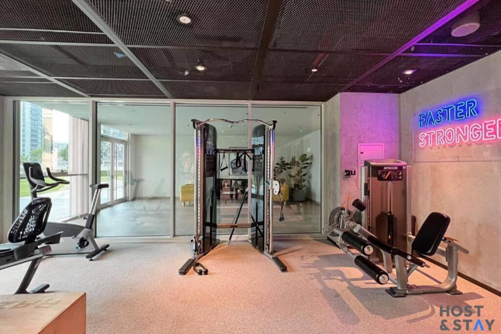 Modern 1bed Haven In Hills *