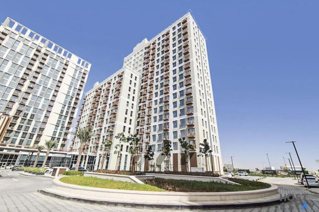 Apartment Modern 1bed Haven In Hills Dubai